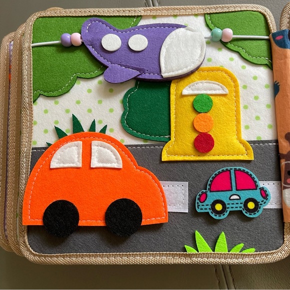 Personalized Giraffe Felt Activity Book for Kids - Picture 10 of 14